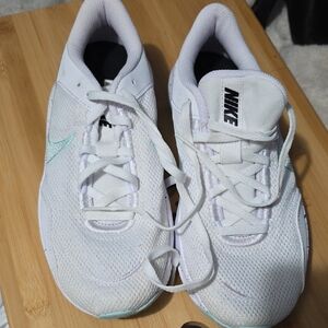 Nike Women's White and Light Blue Sneakers